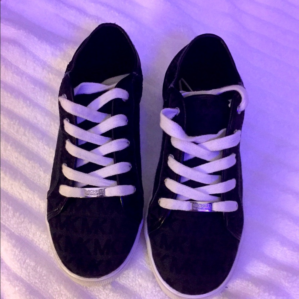 Authentic micheal kors shoes 7 1/2